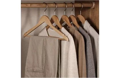 Dřevěná ramínka na oděvy – sada 10 kusů