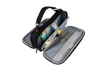 Školní pouzdro - černý penál s uchem