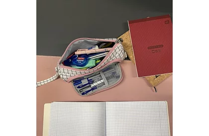 Školní pouzdro - karovaný penál