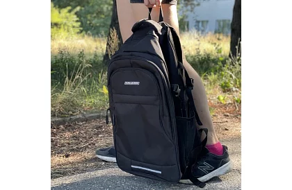 Batoh s kapacitou 45 litrů – černý