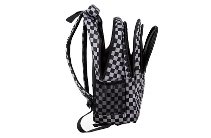 Batoh s kapacitou 22 litrů – šachovnice