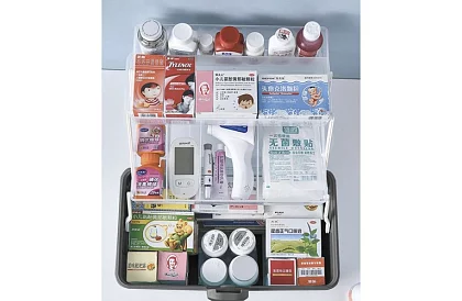 Pevný organizér na léky