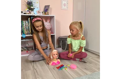 Česací hlava na styling vlasů + doplňky