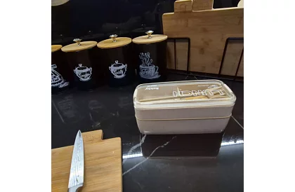 Svačinový box s příborem - obědový box 750ml