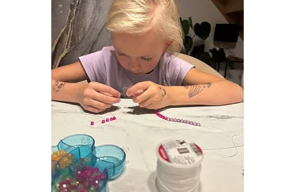 Transparentní guma na výrobu náramků - 40 m