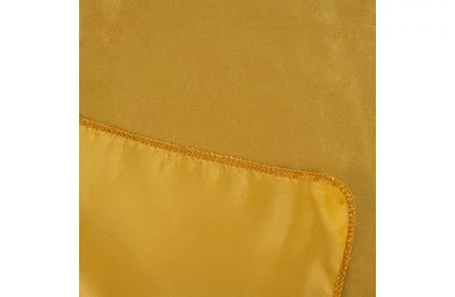 Zlatý saténový běhoun – šerpa na stůl 900 × 36 cm