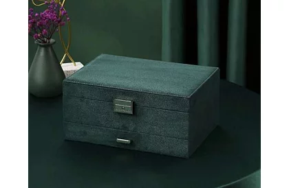 Elegantní semišová šperkovnice – zelená