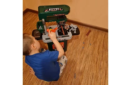 Dětská dílna stůl s nářadím a kufříkem