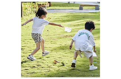 Odpalovač létajících disků - vzdušná hračka pro děti