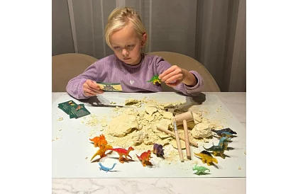 Dinosauří vejce 15 cm - malý archeolog