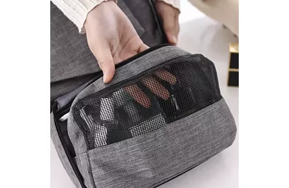 Kosmetická cestovní taška s háčkem