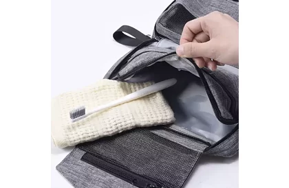 Kosmetická cestovní taška s háčkem