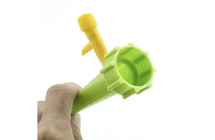 Zavlažovací hrot pro rostliny do květináčů