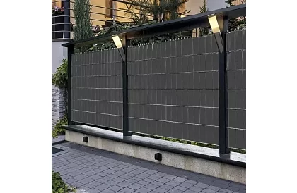 Stínící páska na plot antracit – panelová 450 g/m2 + klipy