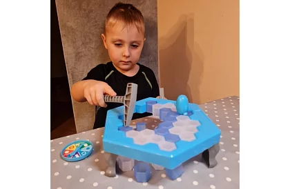 Zábavná hra - zachraň tučnáka