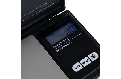 Váha s podsvíceným displejem na šperky 0,1 g až 500 g