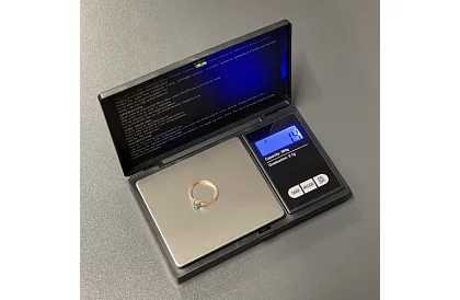 Váha s podsvíceným displejem na šperky 0,1 g až 500 g