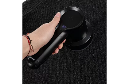 Strojek na odstranění žmolků - 3 rychlosti + 4 nástavce