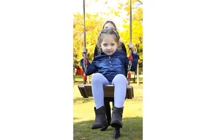 Dětská závěsná houpačka na lanech