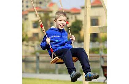 Dětská závěsná houpačka na lanech