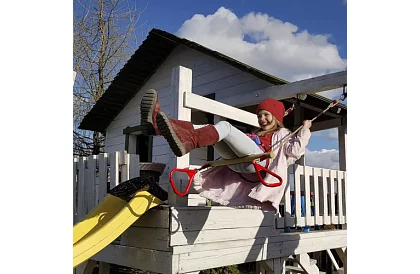 Dětská závěsná houpačka s hrazdou na lanech – 2v1