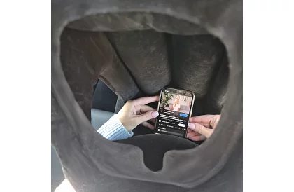 Nafukovací cestovní polštář