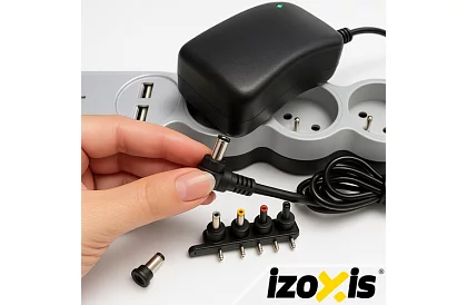 Univerzální napájecí zdroj – nabíječka 3–12 V se 6 konektory