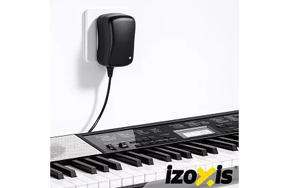 Univerzální napájecí zdroj – nabíječka 3–12 V se 6 konektory