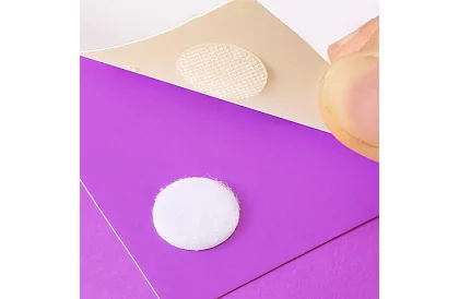 Samolepící suchý zip – kolečka 18 mm, 500 kusů, bílý