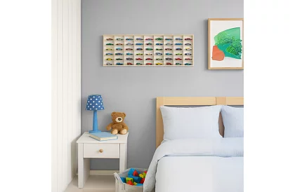 Dřevěná polička pro sběratele na figurky, autíčka – 54 přihrádek