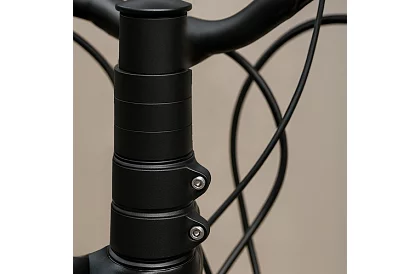 Představec na zvýšení řídítek jízdního kola