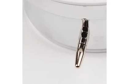 LCD budík v retro designu