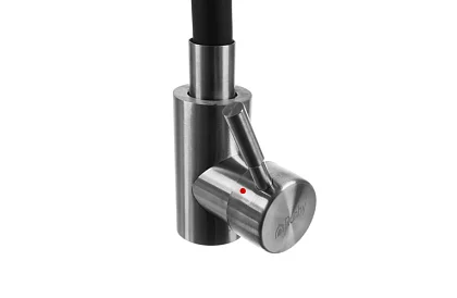 Dřezová baterie 360° s flexibilním výtokem a perlátorem