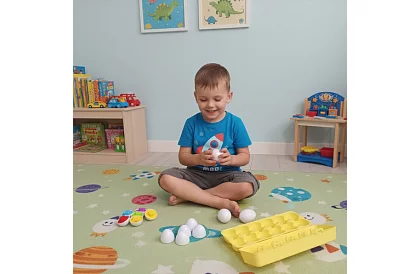 Montessori puzzle – skládání tvarů a barev