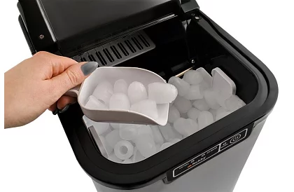 Výrobník ledových kostek – 12 kg/den