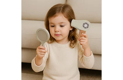 Dětská dřevěná kadeřnická sada 17 v 1