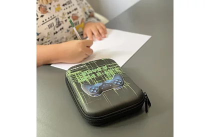 Školní penál – pouzdro PLAY s 3D grafikou