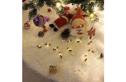 Podložka pod vánoční stromek – 150 cm, bílá kožešina