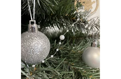 Vánoční dekorace – řetěz s perlami 5 metrů