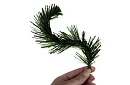 Větve umělého smrku k dekoracím – 21 cm, 40 ks
