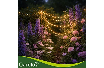 Dekorativní venkovní solární řetěz 15 metrů – teplá bílá