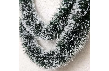 Dlouhý vánoční řetěz – bílozelená girlanda 6 metrů