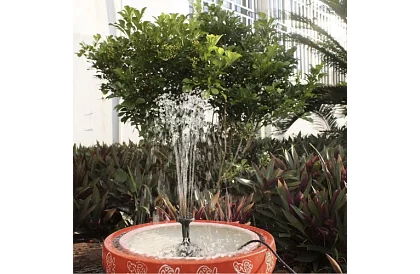 Solární fontána pro jezírko – zahradní filtrační čerpadlo