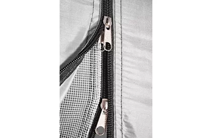 Turistický stan pro 4 osoby – 200 × 200 × 110 cm