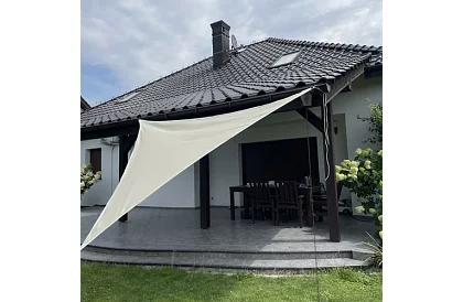 Stínící sluneční plachta trojúhelník 3 × 3 × 3 m – béžová