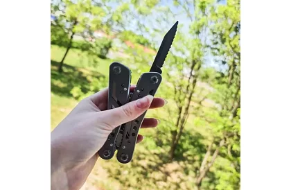 Multifunkční kleště – nástroj 13v1 + 11 bitů