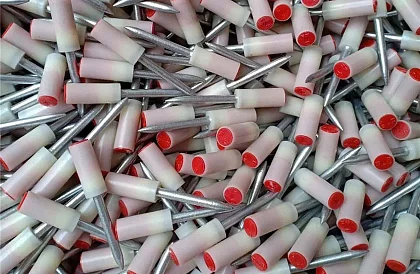 Náhradní nastřelovací hřebíky pro NailFixer – 25 mm – 100 ks