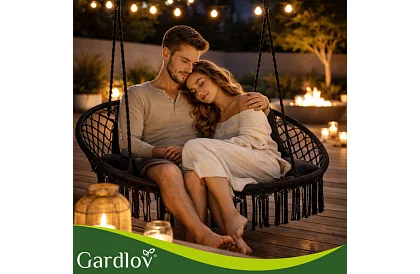 Zahradní dvoumístná černá houpačka Stork's Nest + polštáře