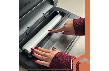 Vakuová svářečka fólií s řezačkou - 95 kPa, 125 W