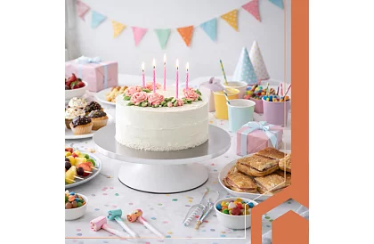 Otočný kovový stojan  - talíř na dorty 30 cm